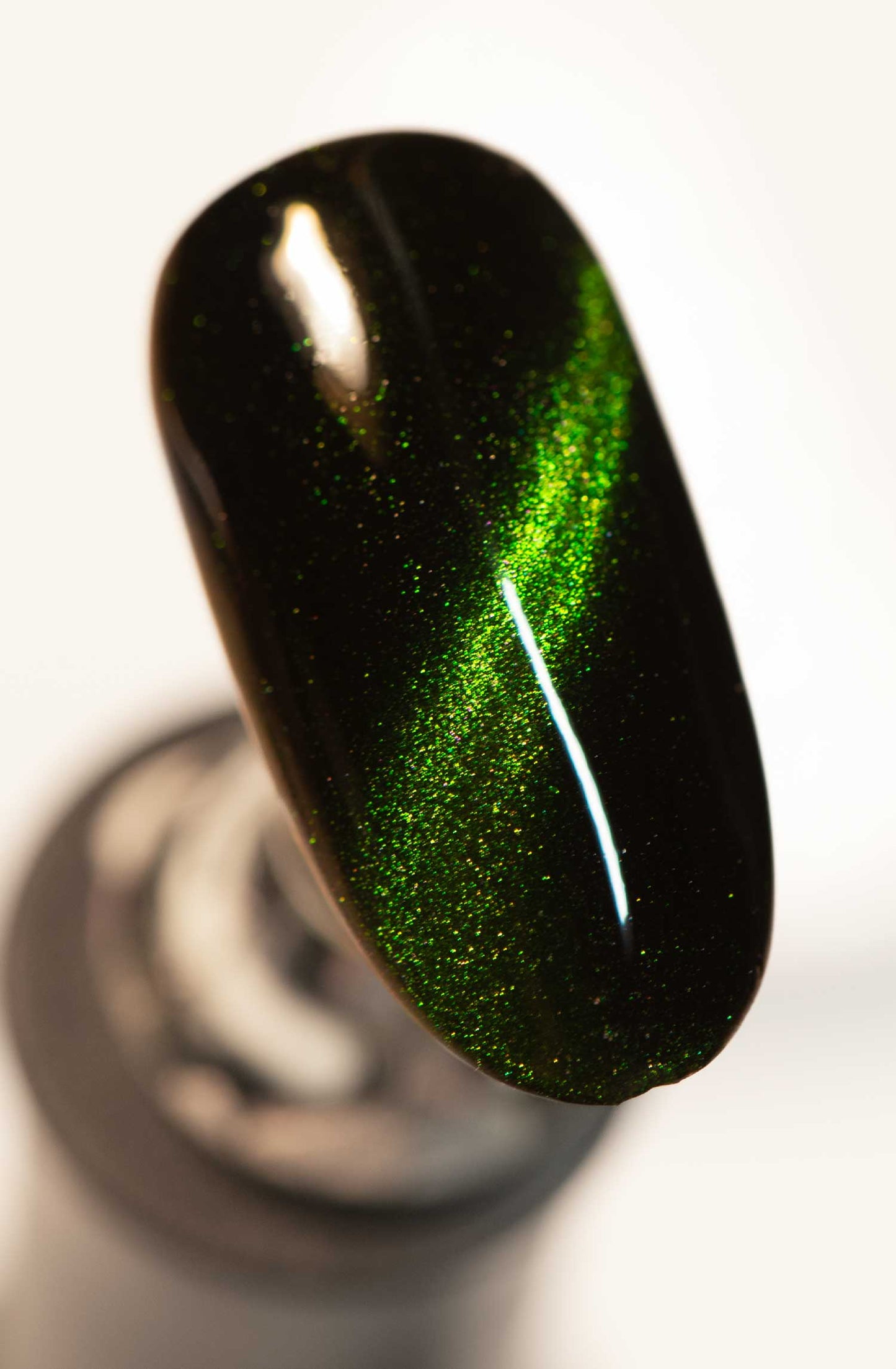 Medusa - Chameleon Cats Eye Gel Polish