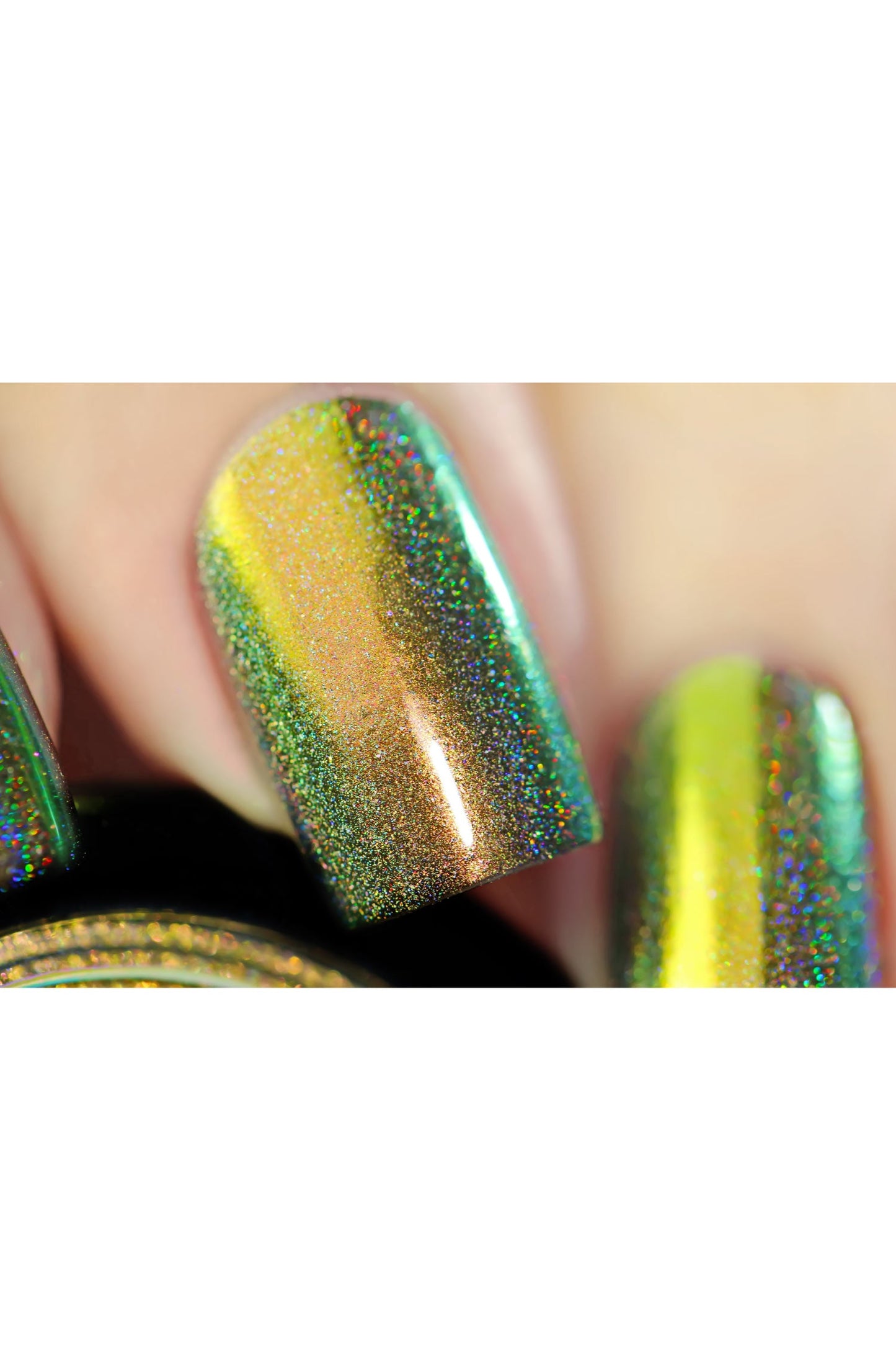 Chameleon Holographic Nail Powder: Amazon Princess