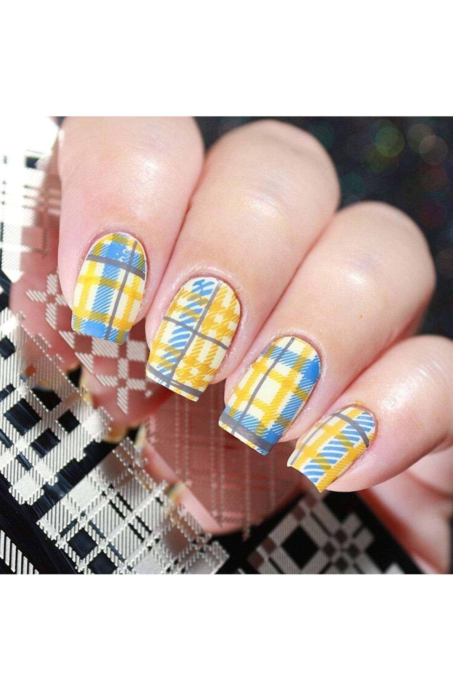 Pretty In Plaid-01